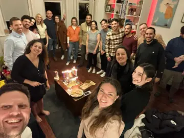 HBayit community moment